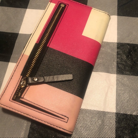 Kate Spade Wallet❤️ - Picture 3 of 4